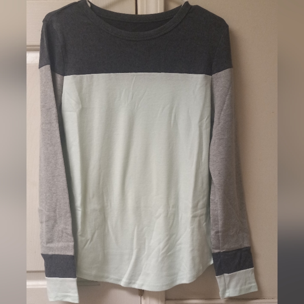 #161 Cute ColorBlock L/S Tee ☺